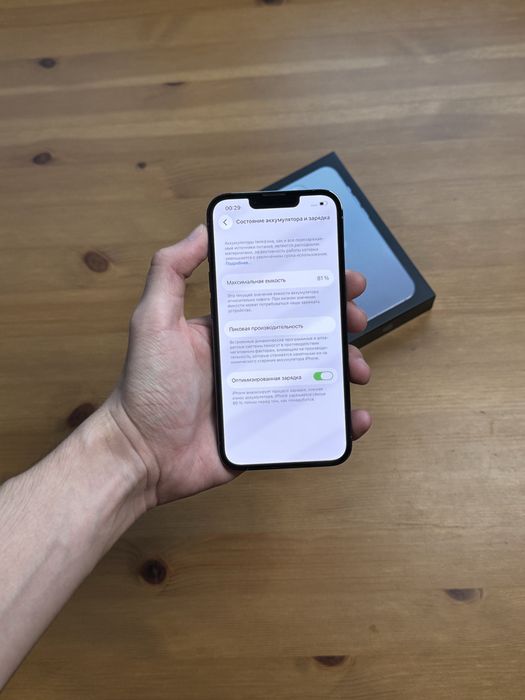 iPhone 13 Pro Sierra Blue