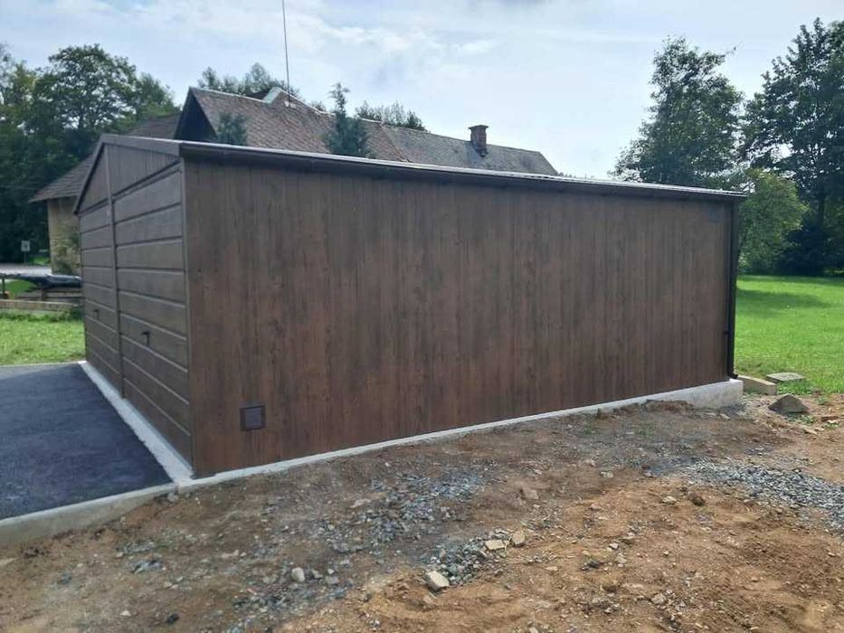 Garaż Blaszany 6x5 Dwuspadowy drewnopodobne Bramy Uchylne PREMIUM