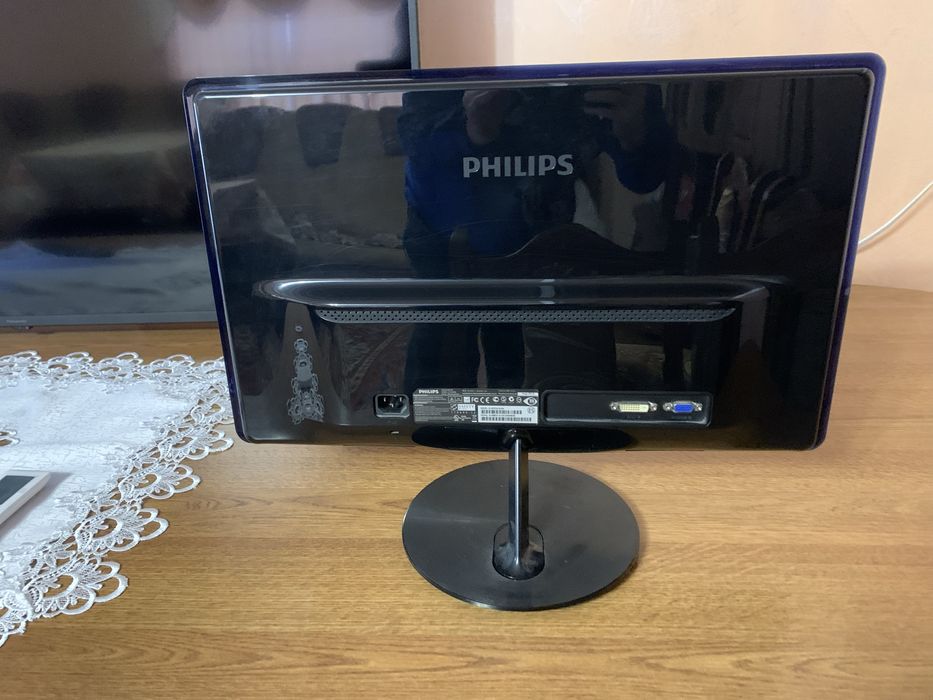 Монітор Philips 227E – 21.5” Full HD | Стан відмінний