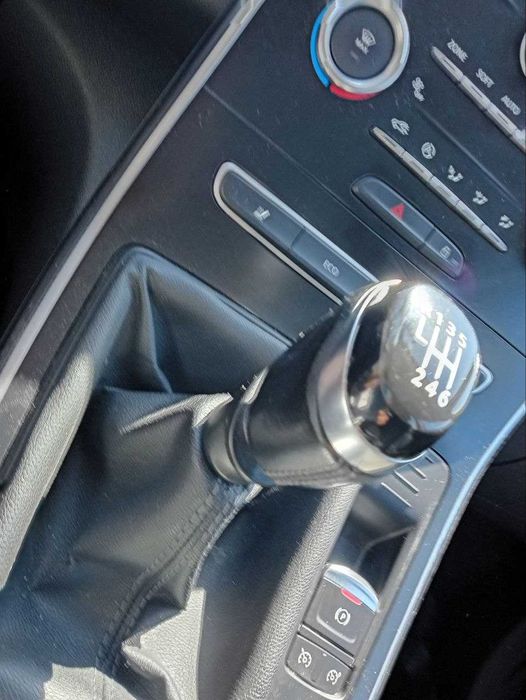 Vendo o meu carro. Renault Grand Scenic 2017. Venda urgente, por isso o preço é muito baixo.