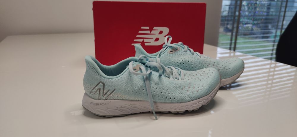 NOWE Buty  damskie new balance roz 38 Tempo v2 WTMPOCA2