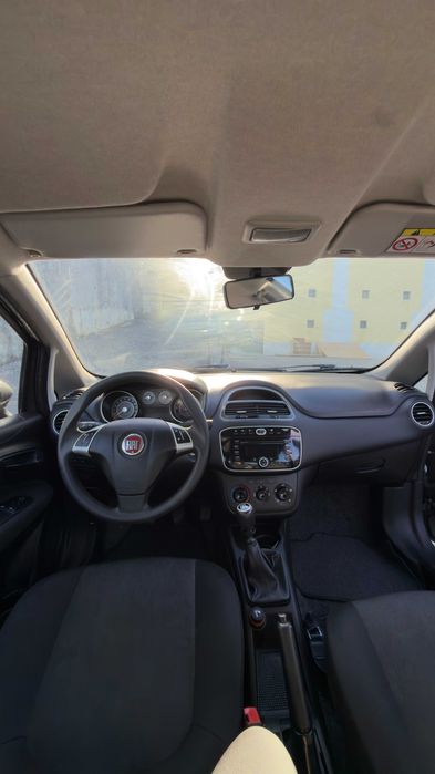 Fiat Punto 1.2 Versão: City | Gasolina Viatura Nacional | Ano 2017 — photo 5