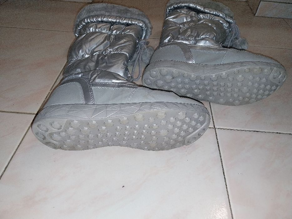 Сапоги серебристые дутики