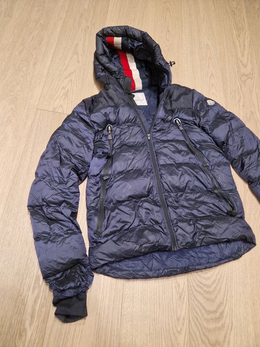 Kurtka Moncler stan dobry