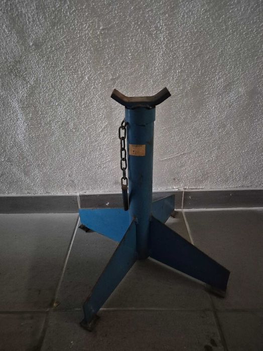 Tripé automóvel extensivel