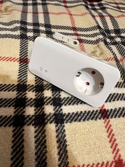 Розумна wifi розетка з термодатчиком