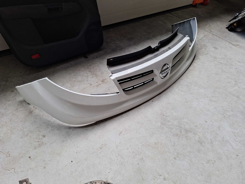 Atrapa Grill Nissan Primastar 07-14r