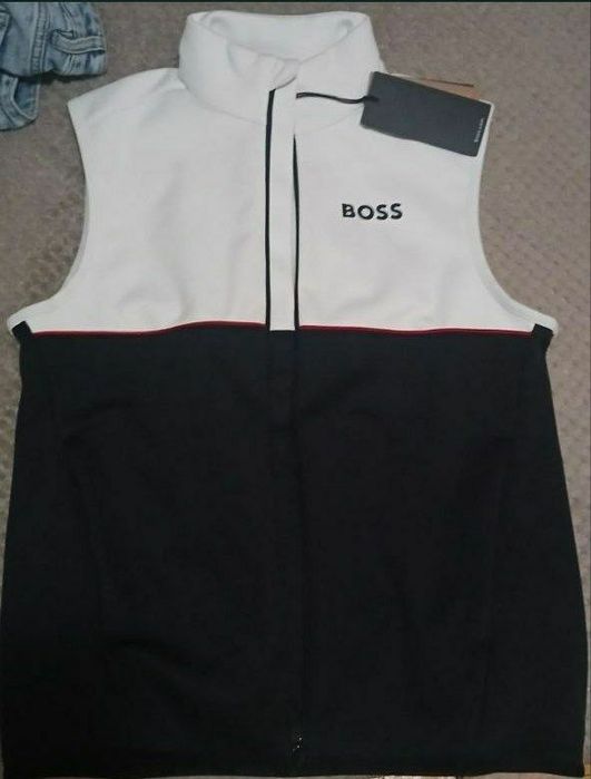 Спортивная жилетка Porsche Motorsportx Hugo Boss (Новая)