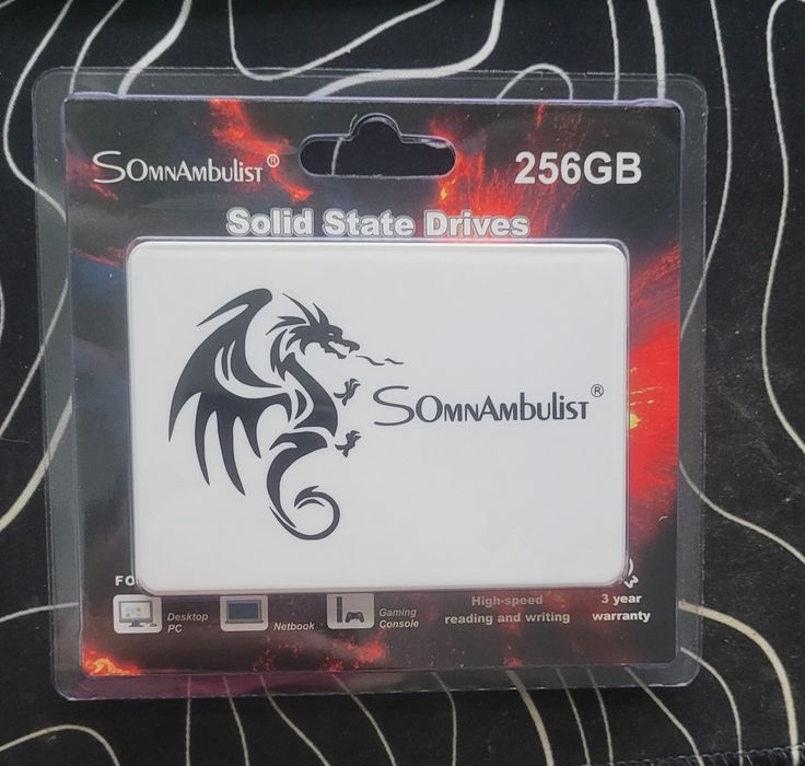 Ssd 256gb новый в упаковке