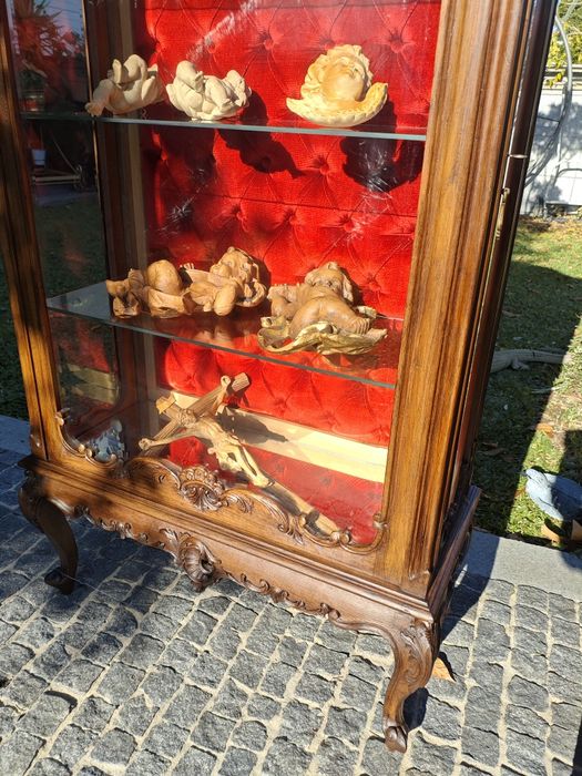 Vitrine Luís XV  em ótimo estado