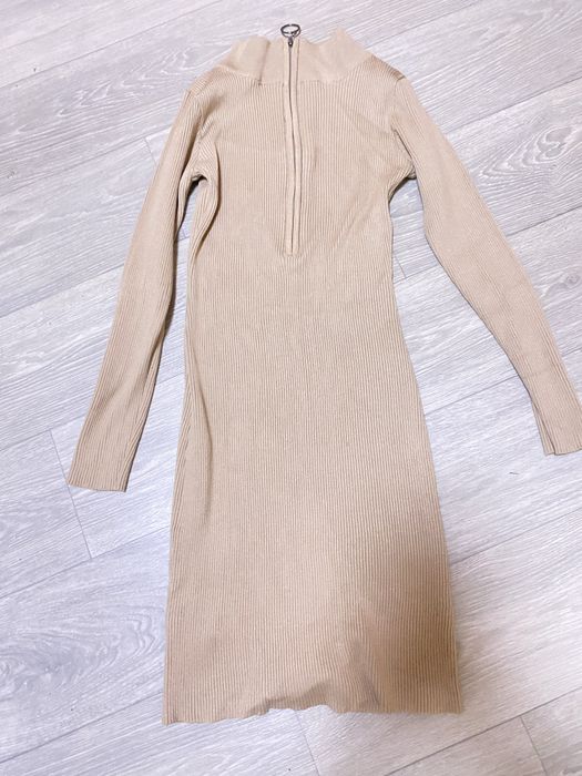 Сукня жіноча в рубчик