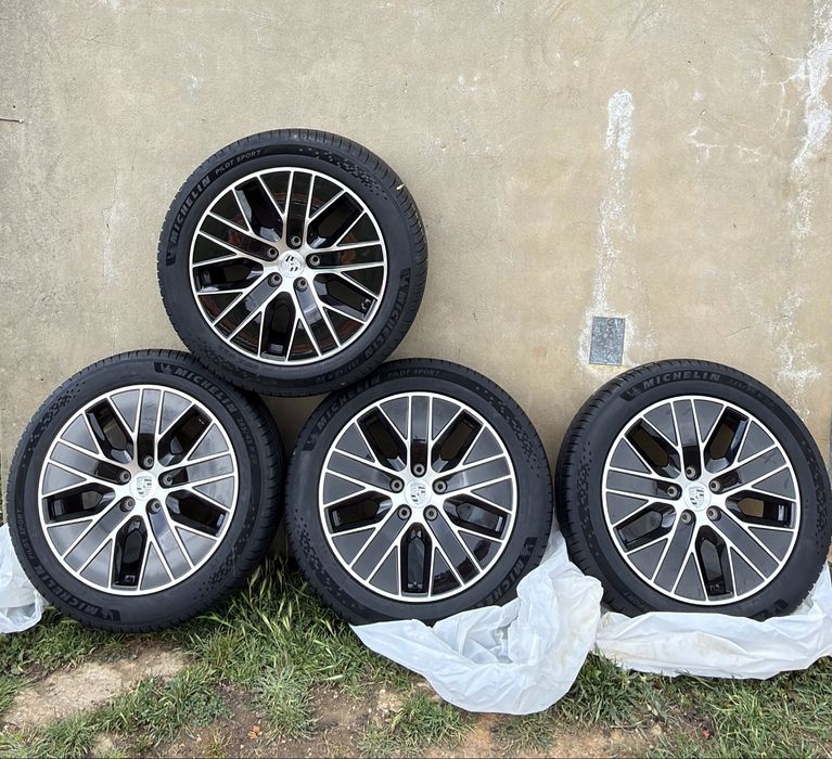 4 Rodas NOVAS 20” completas Porsche Macan