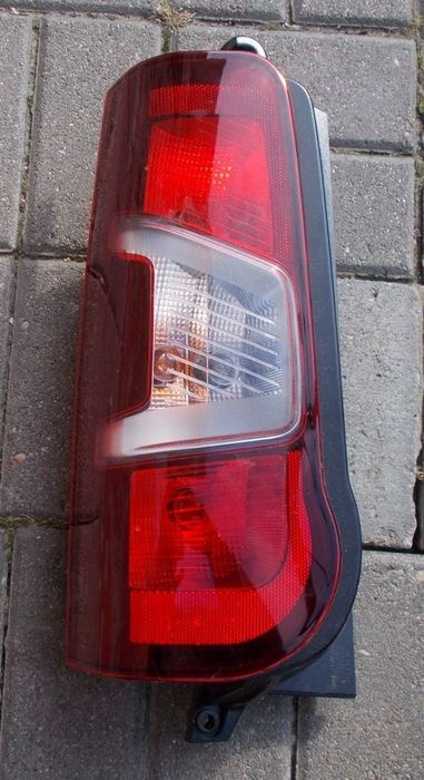 TOYOTA PROACE CITY OPEL COMBO 19+ LEWA TYLNA