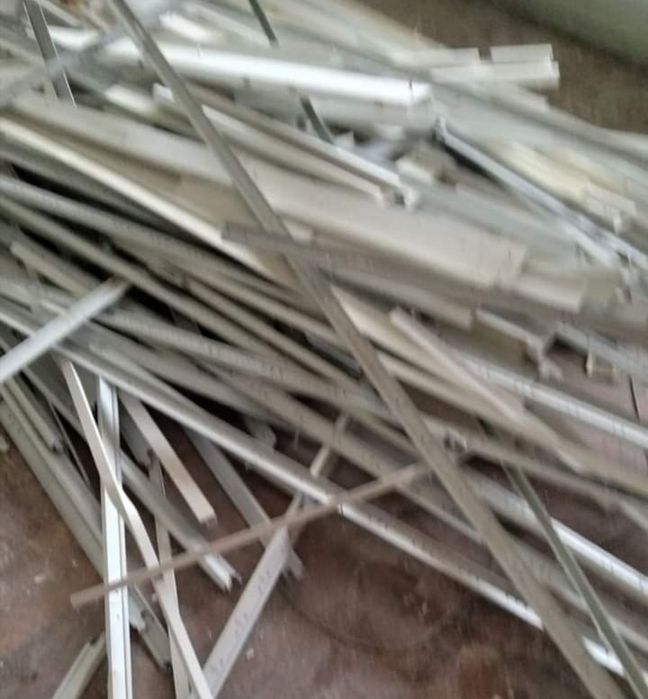 Recolho todo o tipo de sucata