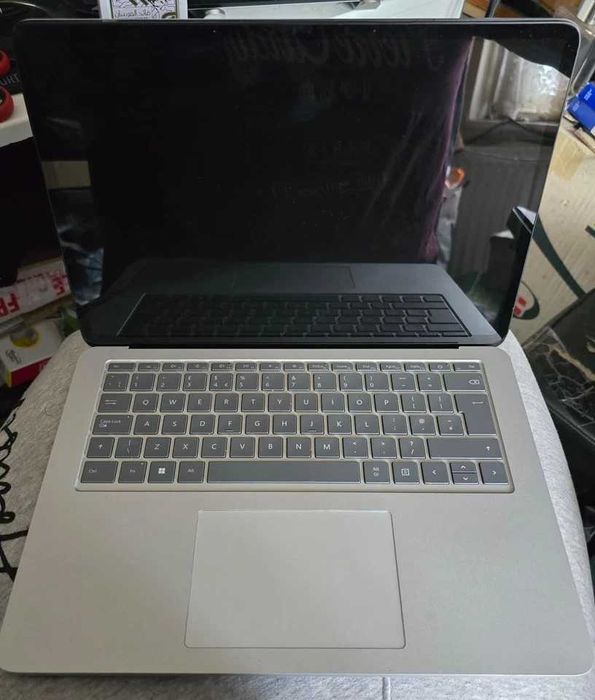 Surface Laptop Studio I5 16GB 512GB Ecrã Touch 120HZ