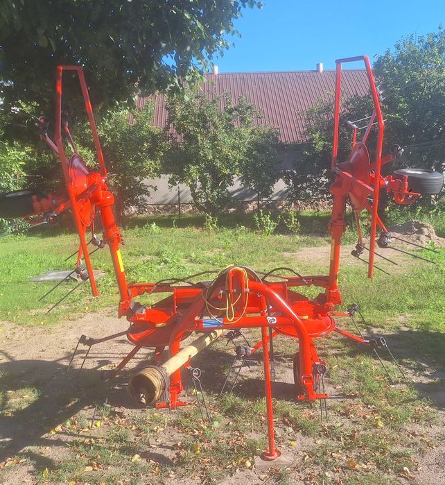 Przetrząsarka Kuhn GF 5001 MH Przewracarka Kuhn GF 8501