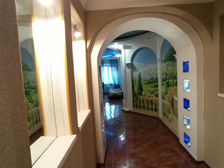 Почасово Подобово