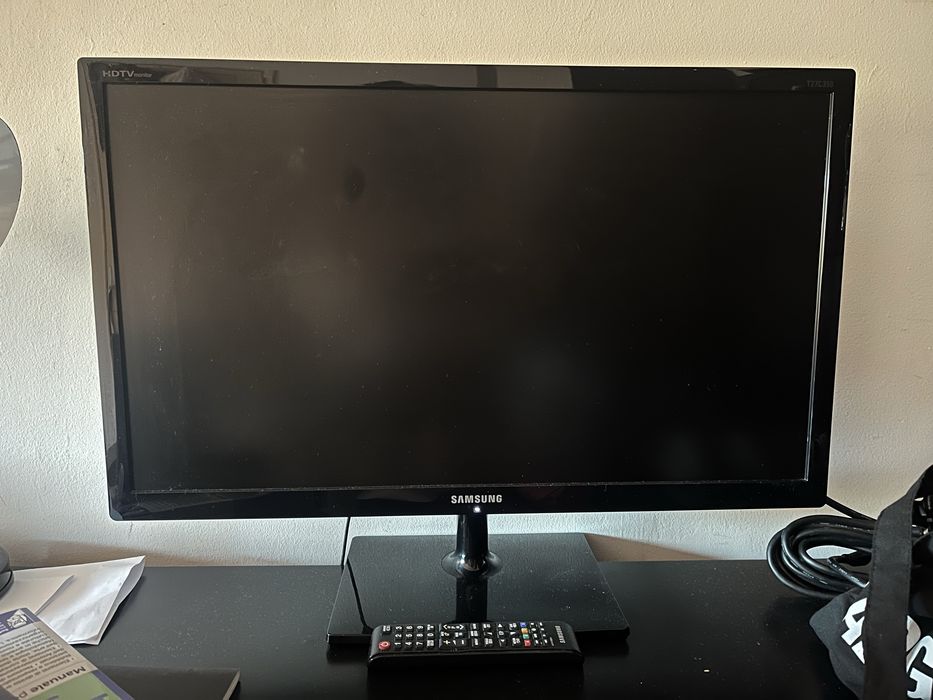 Monitor Samsung 27”