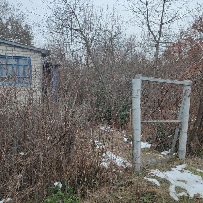 Продам будинок дача під Києвом біля лісу та озер. Зручно і тепло