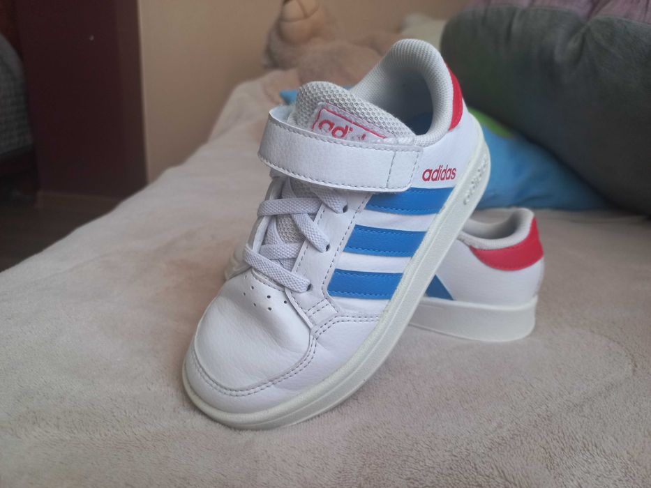 Кросівки Adidas оригінал р. 28