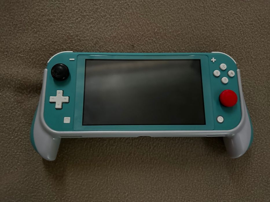 Nintendo Switch Lite + EA FC 25 + SD 256 GB - Como novo!