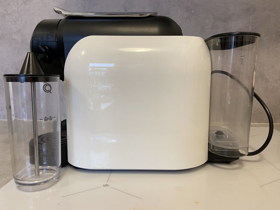 Ekspres do kawy na kapsułki Delta Q Milk Qool Evolution