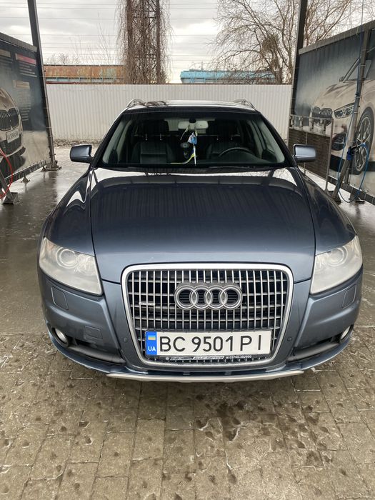 Продам audi alroad 2007року автов доброму технічному стані вчасно все мінялось надійний двигун 3.0 дизель екологія відсутня всі деталі по телефону