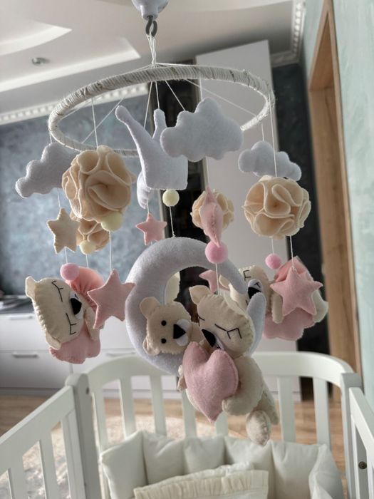 Мобіль на ліжечко