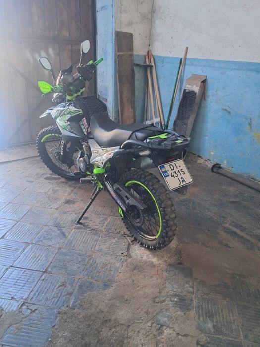 Ендуро Шинерай 250