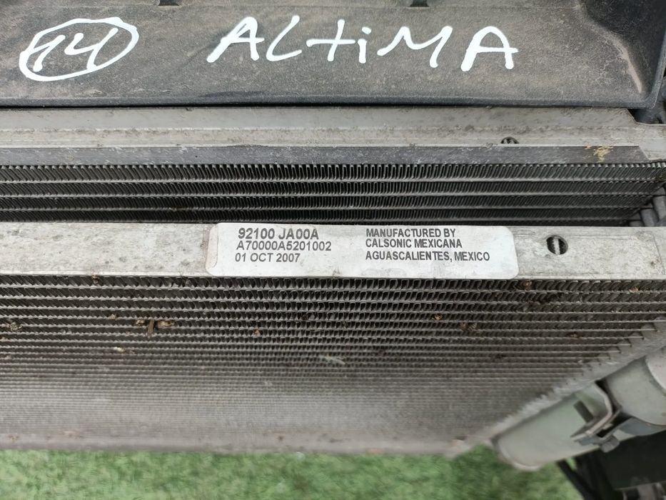 Kit de radiadores NISSAN Altima Sedan (L32)