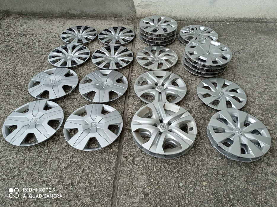 Колпаки 14-17 Toyota Corolla Auris Rav4 CAMRY YARIS Prius ковпаки ориг