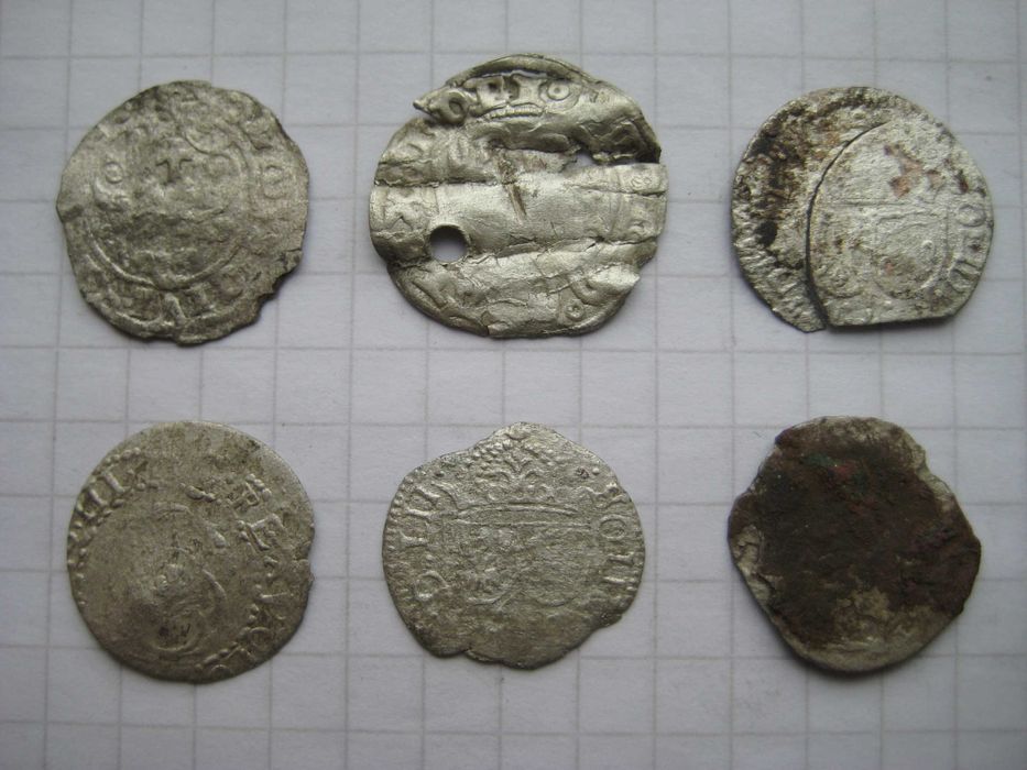 Античные и средневековые монеты (фоллисы, денарии, солиды)