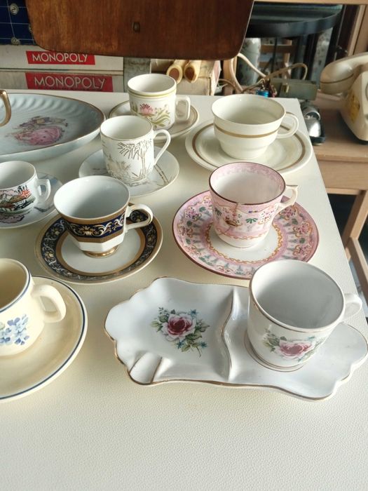 Conjunto de chávenas vintage