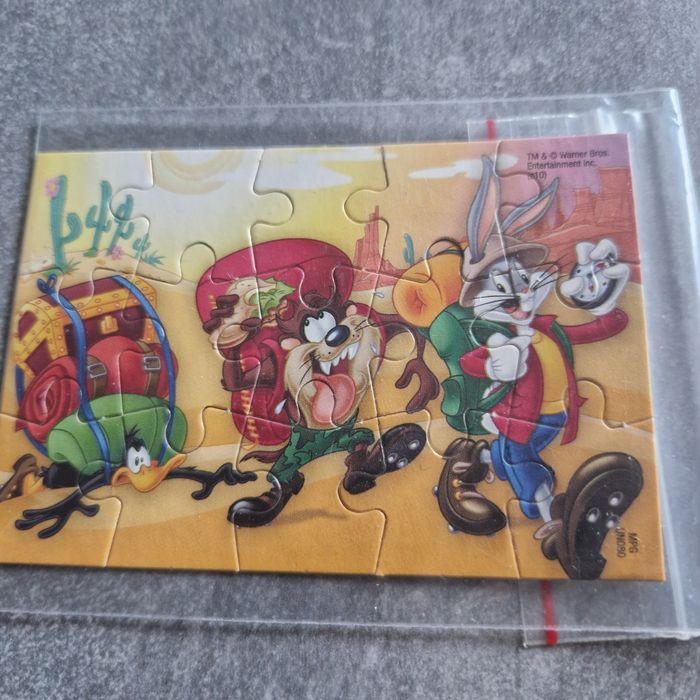 Puzzle z Kinder niespodzianka