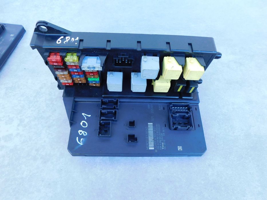 Sprinter 906 VW Crafter moduł SAM kaseta BSI bezpieczników 6801