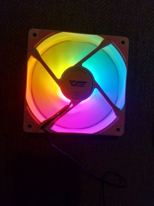 Wentylatory Darkflash Rainbow LED na Molex