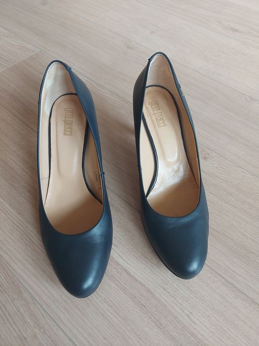 Granatowe skórzane czółenka rozm 40