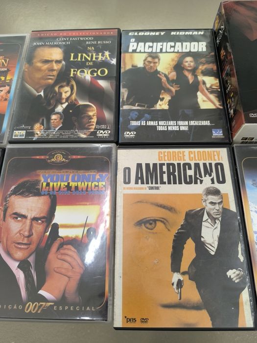 Lote de filmes James Bond