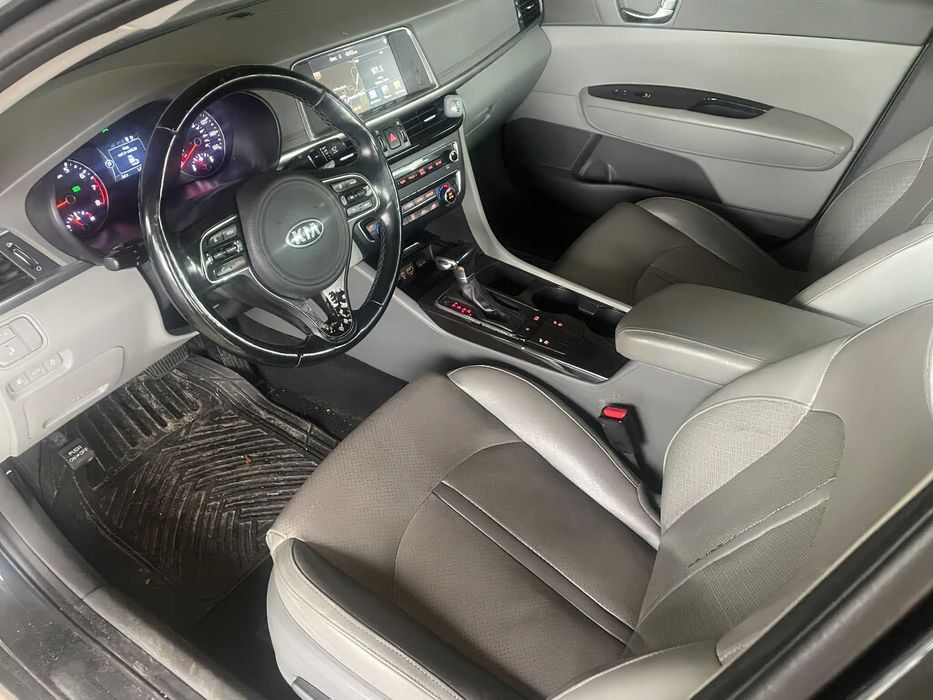 Kia Optima      2016