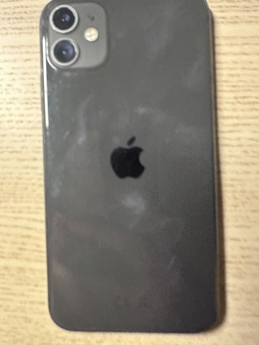 Iphone 11 cinzento em bom estado e funcionar perfeitamente