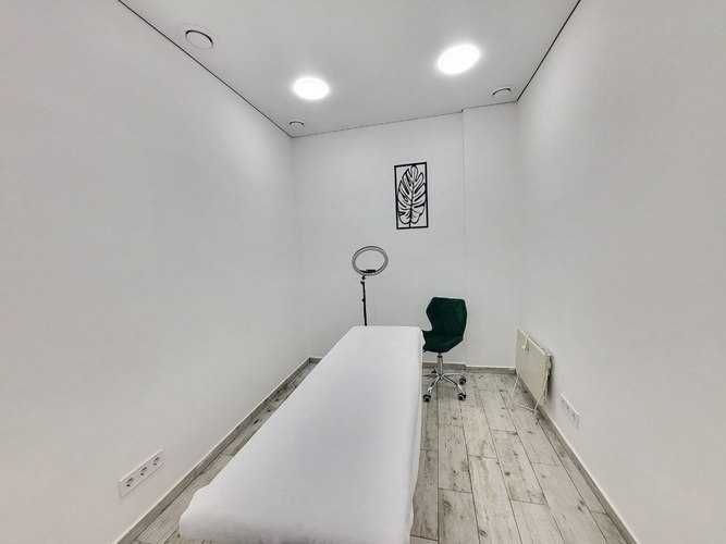 Приміщення центр під салон краси, клініку Н