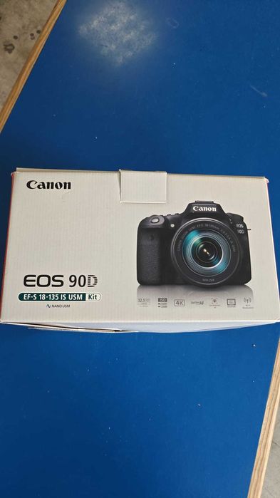 Canon EOS 90D Kit 18-135mm IS USM + Lente 50mm f/1.8 STM usado