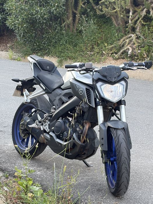 MT 125 2016 motor avariado documentos em dia