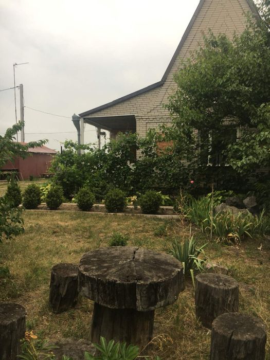 Продаж будинку в мальовничому селі Фастівка