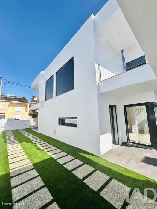 Casa / Villa em Amora de 160,00 m2
