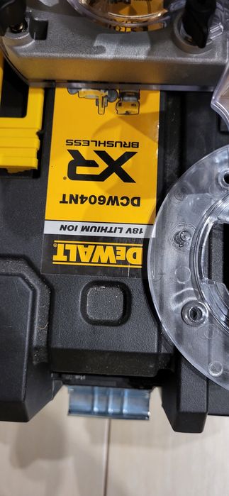 Akumulatorowa frezarka górnowzecionowa Dewalt 18v

DCW604NT-XJ

Freza