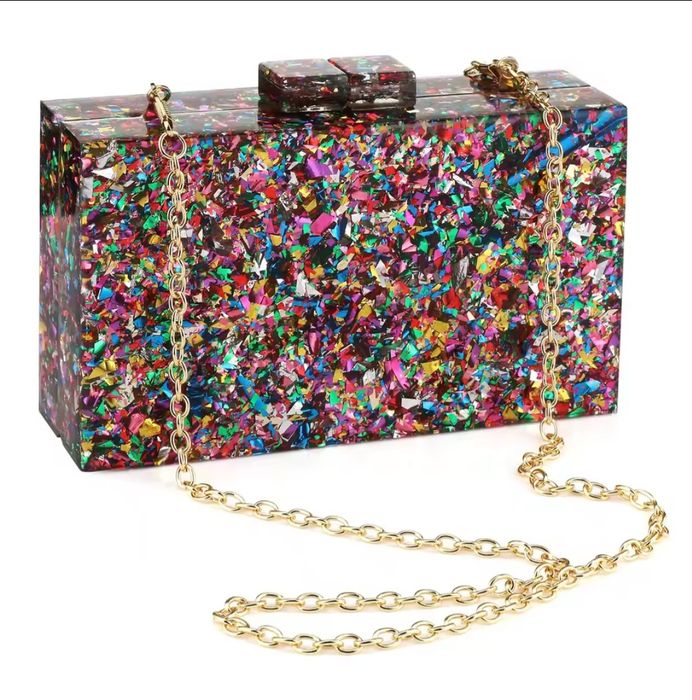 Bolsa/Pochete de senhora para festa, em acrílico
