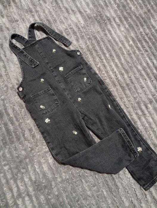 Джинсовий комбінезон 4-5 р