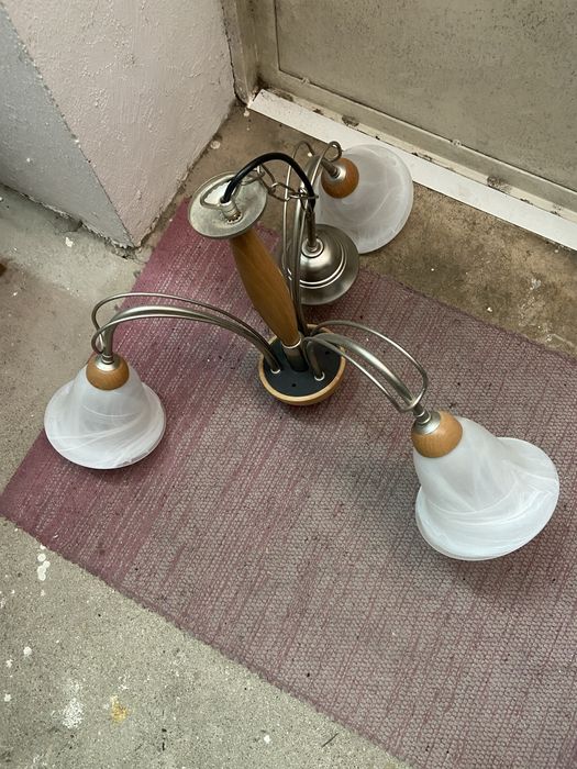 Tres camdeeiros um conjunto