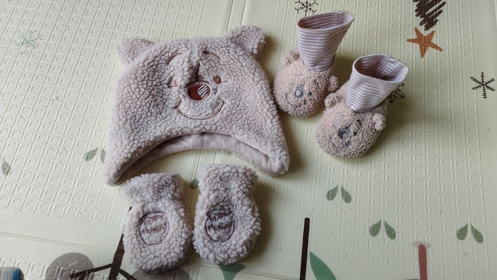 Conjunto Winnie the Pooh 6-9 meses